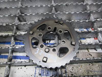 (GOOD USED) 2011 Isuzu 4JJ1 Timing Gear OEM