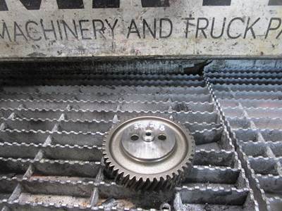 (GOOD USED) Mitsubishi 4M50 Idler Timing Gear