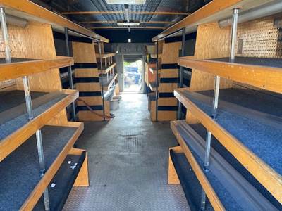 Supreme Tool Truck Body 26 Foot Fully Built Out 2 ACs Liftgate