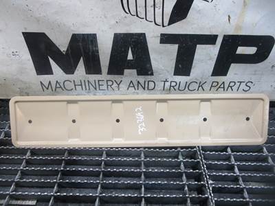 (GOOD USED) Cummins ISB 5.9L Diesel Engine Valve Cover Part# 3945799