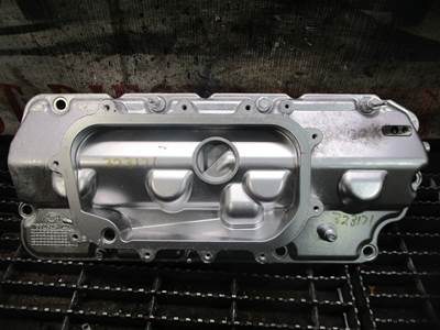 (GOOD USED) International MaxxForce 7 Diesel Engine Valve Cover P# 1882625C2