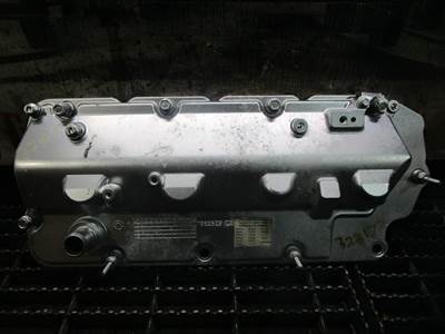 (GOOD USED) International MaxxForce 7 Diesel Engine Valve Cover P# 1882629C2
