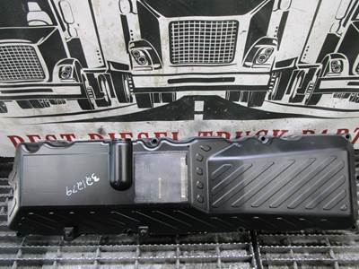 2007 2008 2009 International Maxxforce DT Diesel Engine Valve Cover 1855490C3 1875851C1