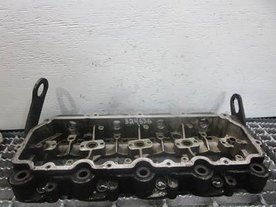 2004 2005 2006 International VT365 6.0L Diesel Engine Rocker Valve Spacer 1858473C1