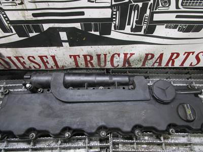 Mercedes-Benz OM926LA Diesel Engine Cylinder Head Valve Cover A9260100830
