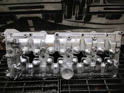 2007 2008 2009 Mitsubishi Fuso 4M50-8AT8 Diesel Engine OEM Valve Cover