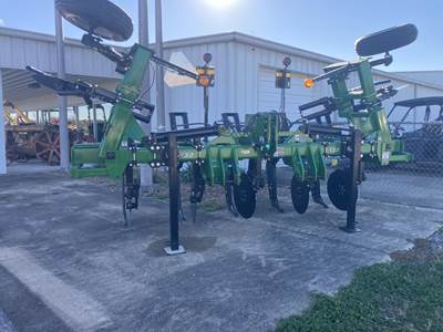 Unverferth ZONEBUILDER 132 Ripper