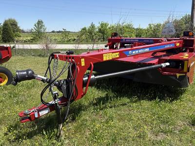 New Holland DISCBINE 209 Pull-Type Mower Conditioner/Windrower
