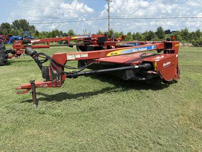 New Holland H7230 Mower Conditioner