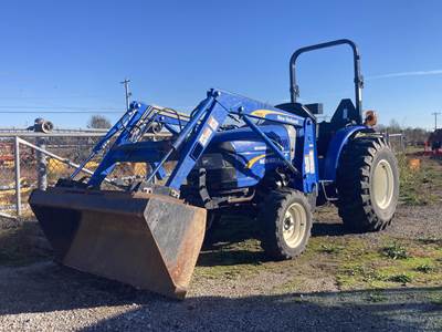 New Holland WORKMASTER 40 Tractor
