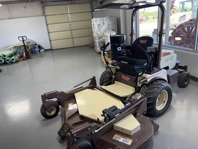 Grasshopper 900D Zero Turn Mower