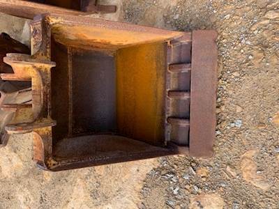 Case 580 30" Ditching Bucket