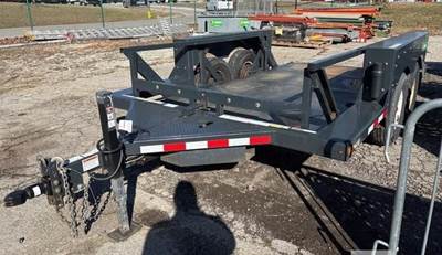 Air-Tow 1014 Enclosed Car Carrier Trailer