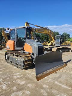 DEVELON DD100 Dozer