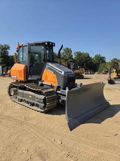 DEVELON DD100 Dozer