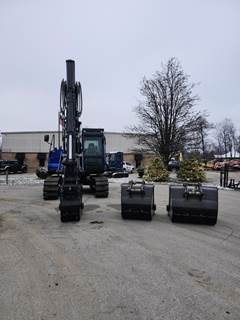 BLU B150 Excavator