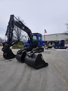 BLU B150 Excavator