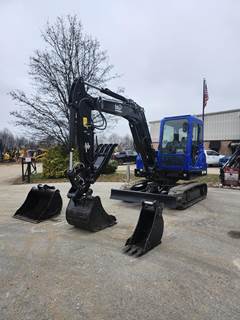 BLU B60 Excavator