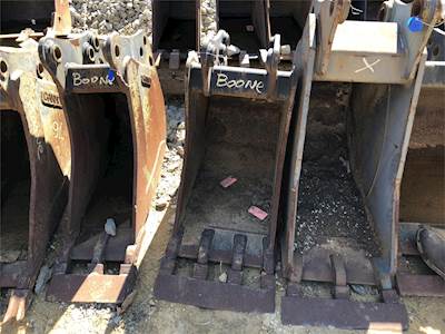 18 INCH BUCKET Bucket