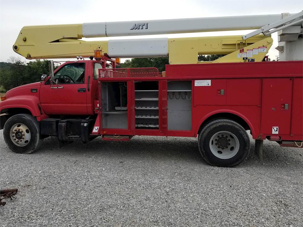 2005 GMC 7500 Single Axle Mechanic / Service Truck, 6 Spd