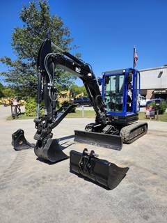 BLU B35 Mini Excavator