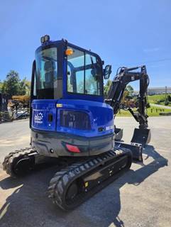 BLU B35 Mini Excavator