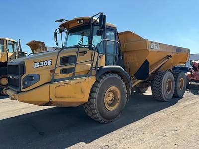 Bell B30 Off-Highway Truck