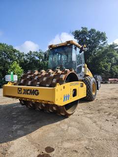 Xcmg CV123PDU Padfoot Roller Compactor