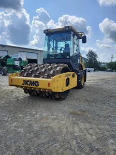 Xcmg CV83PDU Padfoot Roller Compactor