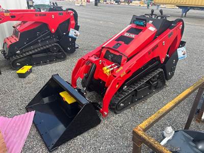 SDLOOL SL-V1000 Mini Skid Steer
