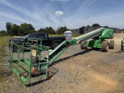 JLG 660SJ Telescopic Boom Lift - 500lb Capacity