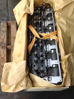 BRAND NEW CATERPILLAR C15 & C18 ACERT CYLINDER HEAD SDP, MXS, NXS, BXS JRE, KPZ-14 months or 1.2 year warranty- complete with valves & springs