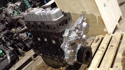 2014 Brand New Isuzu 4JB1 long block for Hitachi, ASV, Mustang & John Deere 80C excavator