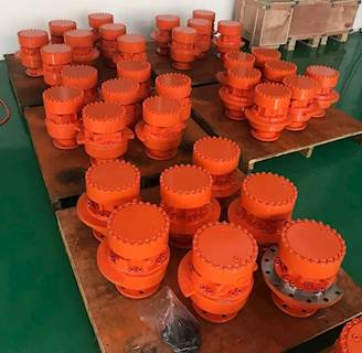 Brand New Bobcat T190, T180, T140 final drive- No core charge (fits 6 bolts sprocket, short nose and long nose)