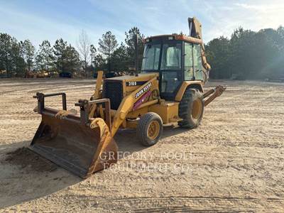 John Deere 310D Backhoe