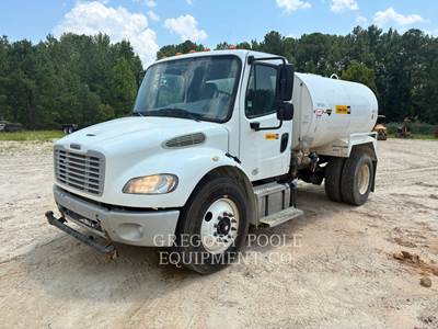Freightliner M2 106 Truck