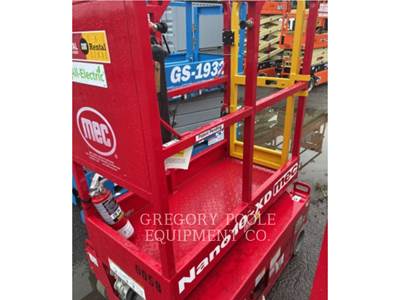 MEC NANO10 Scissor Lift