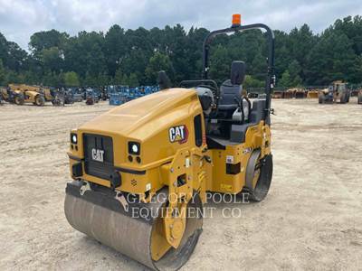 Caterpillar CB4.003 Smooth Drum Roller Compactor