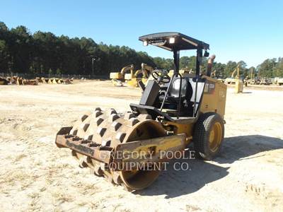 Caterpillar CS34 Vibratory Soil Compactor