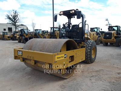 Caterpillar CS56B Smooth Drum Roller Compactor