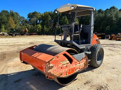 Hamm H7I Smooth Drum Roller Compactor