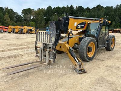 Caterpillar TL1055D Telehandler