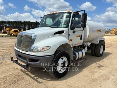 International LW2000 WT Water Truck