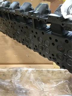 Caterpillar 3406C Cylinder Head for a Cat