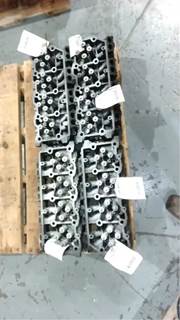 International VT365 Cylinder Head
