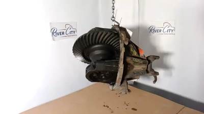 Dana s23190 Rear Differential for a Spicer S23190