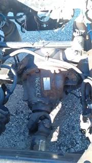 Eaton RS404 Rear Differential for a 1999 Freightliner FLD112