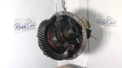 Meritor-Rockwell Rear Differential for a 2002 Volvo VNM