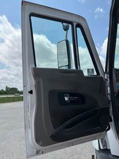 International ProStar Premium Door for a 2016 International PROSTAR PREMIUM 6X4