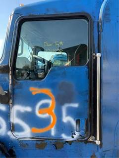 Kenworth T660 Door